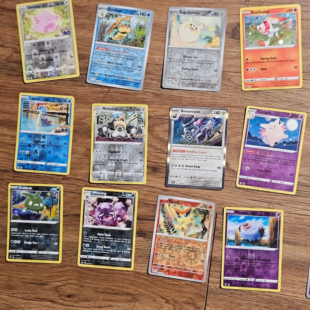 Lot‎ of 31 Pokemon TCG Cards Reverse Holo Tyranitar Articuno Lapras Pokemon GO